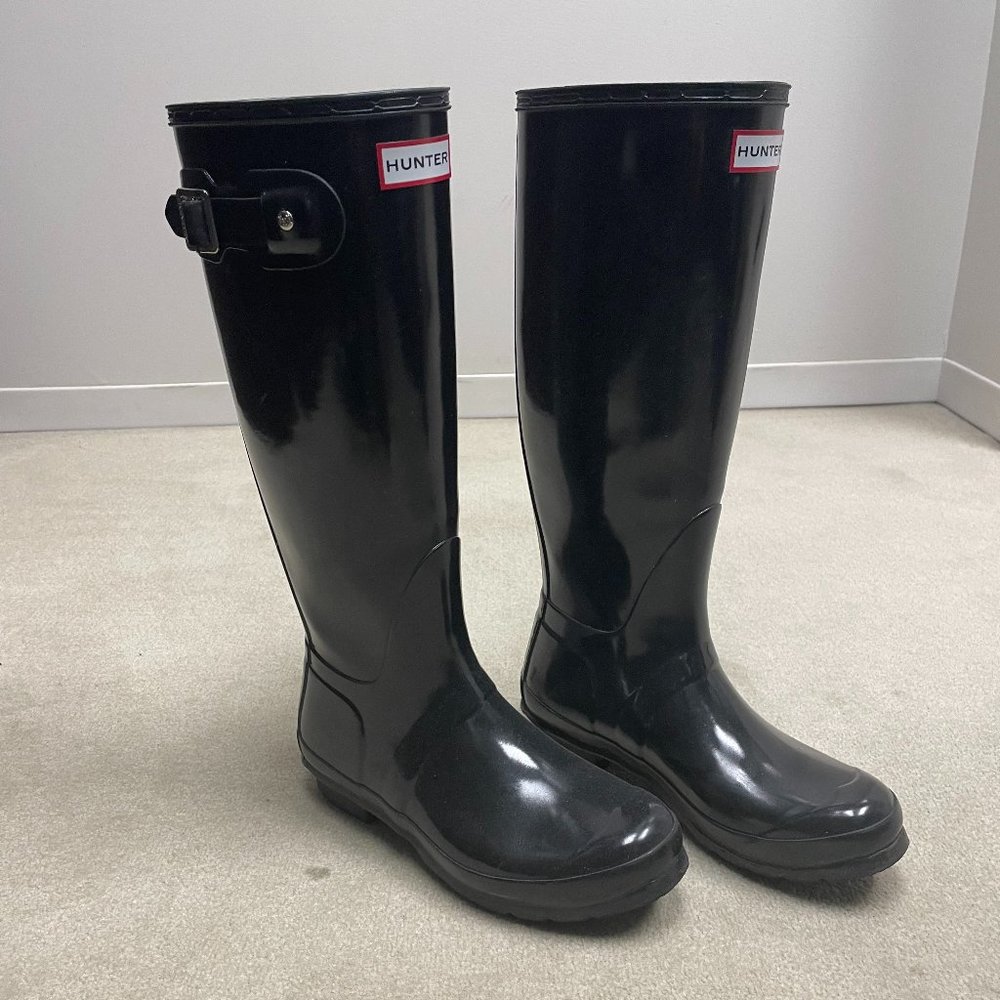 Hunter Tall Gloss Rainboots Boots Size 7